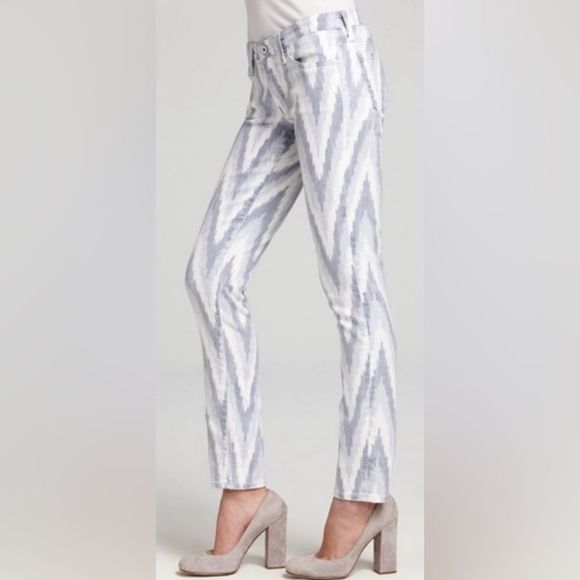 AG Adriano Goldschmied The Stilt Cigarette Skinny Jean - Picture 2 of 10